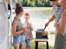 BBQ In The Front Yard