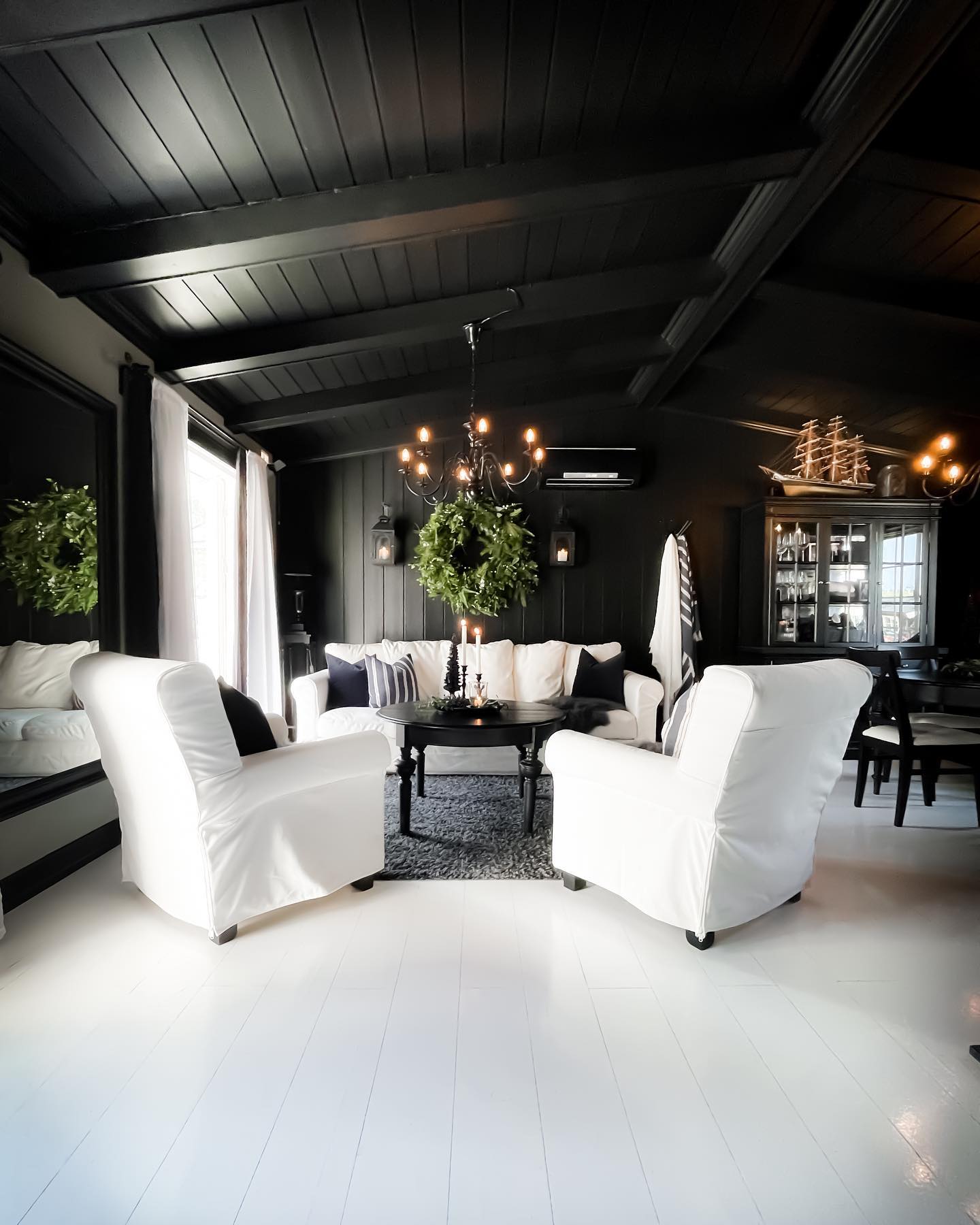 Go Black And Luxurious