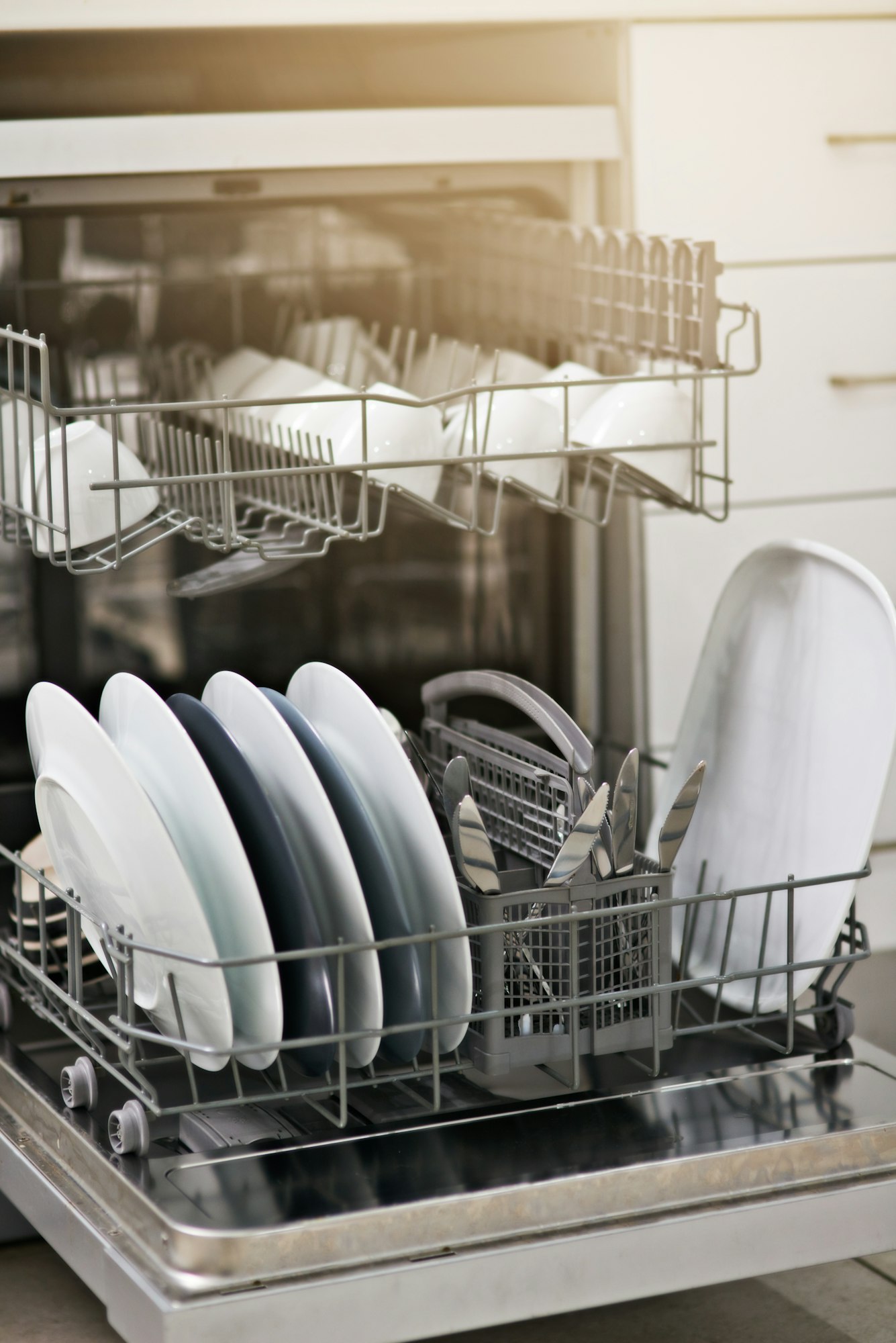 Cleaning the Interior of the Dishwasher