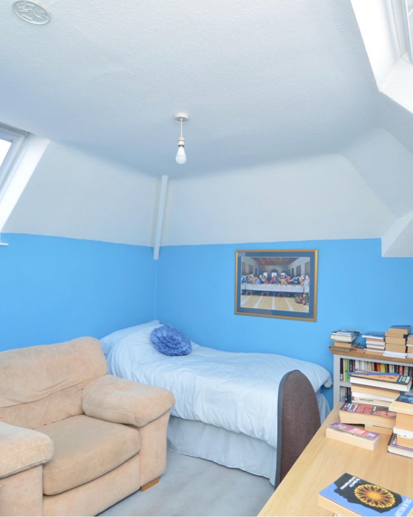 Blue And White Bedroom Decor