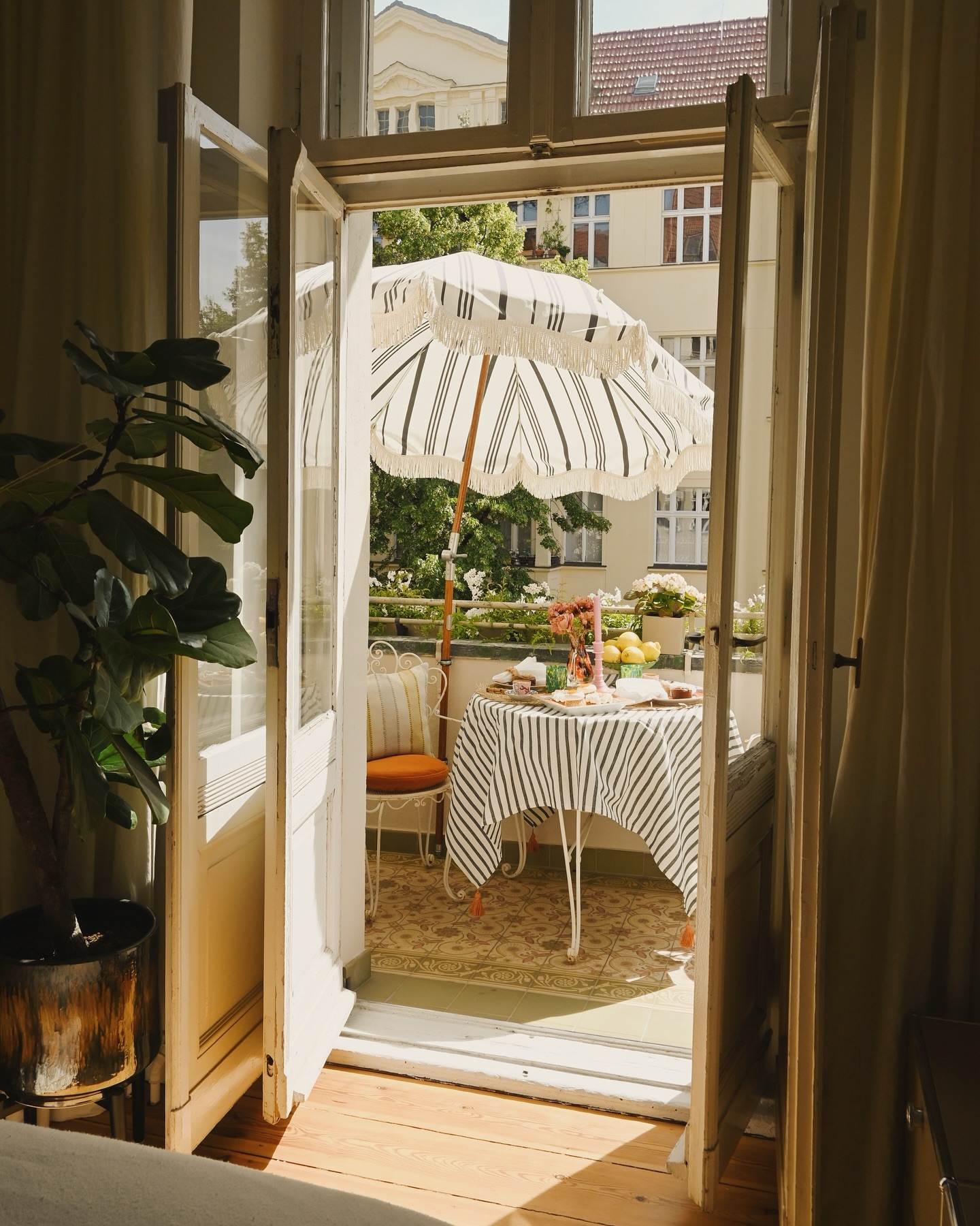 Beach Umbrella Style Balcony Design
