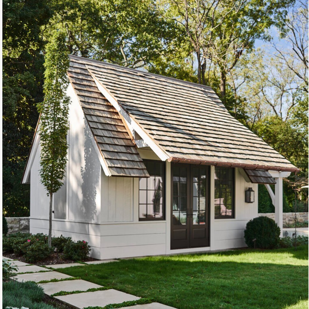 Classic Shed Style Guest House Decor