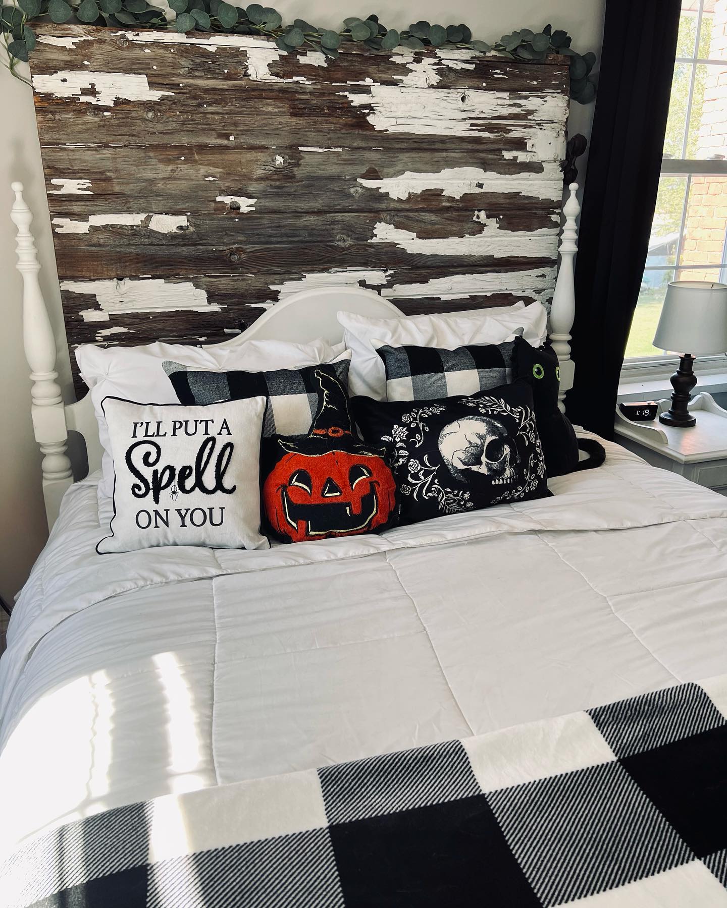 Farmhouse Halloween Bedroom