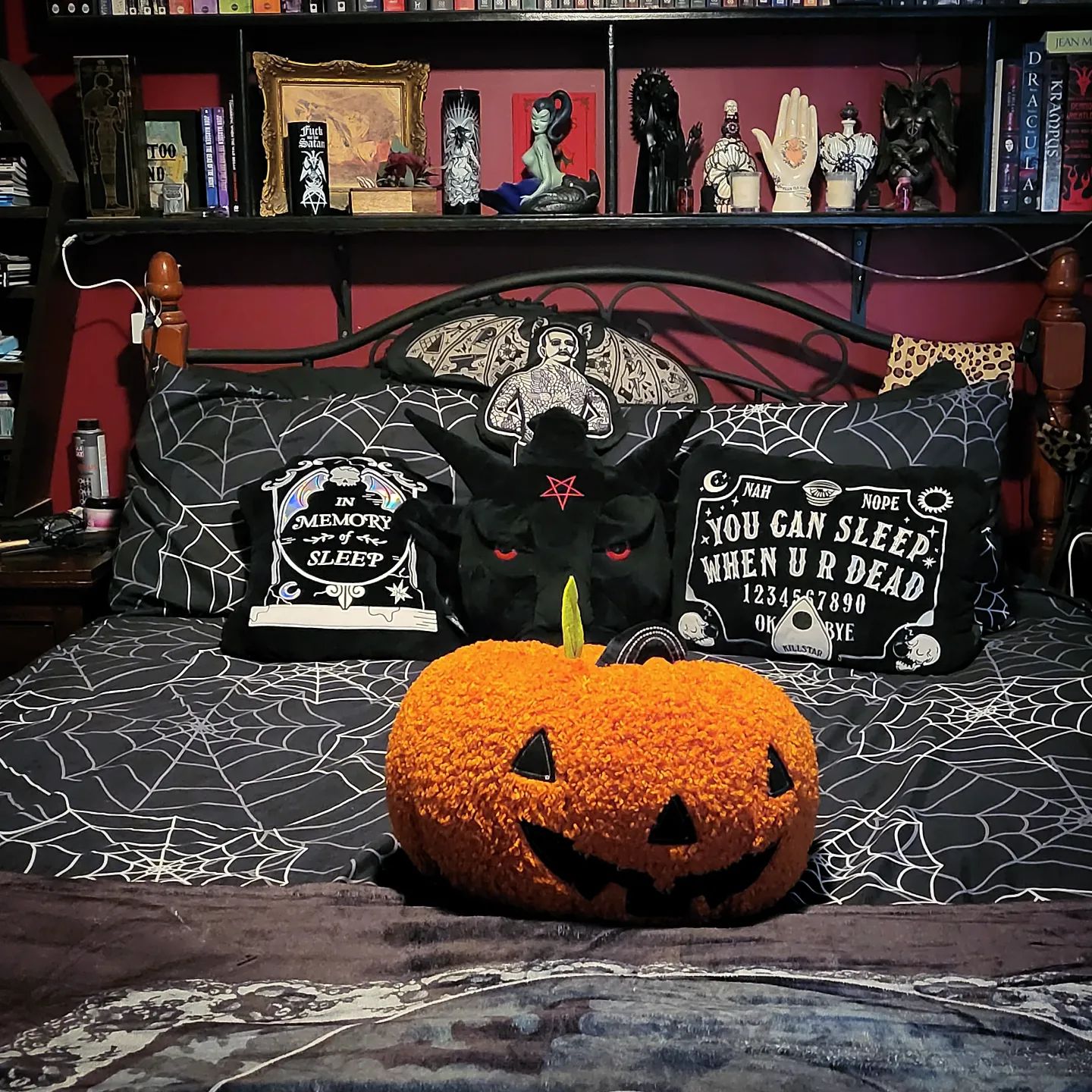 Pumpkin Gothic Bedroom Decor